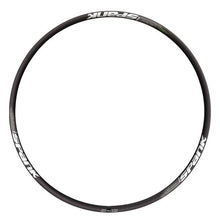 Load image into Gallery viewer, Onyx Classic Custom Hand Built Mountain Disc Wheelset / Aluminum Spank Industries Rims, 32 Hole