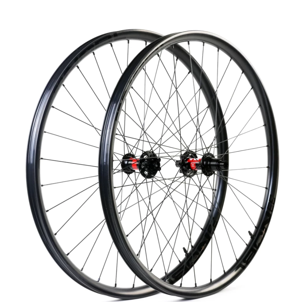 Nobl TR32 Custom Hand Built Mountain Disc Wheelset – Custom Wheel